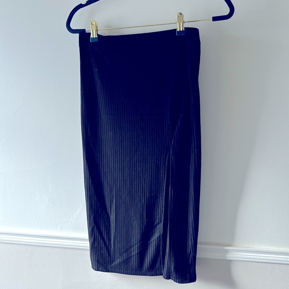 Forever 21 black slit skirt